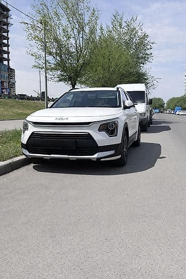 Kia Niro: 2022 г., 1.6 л, Робот, Гибрид, Кроссовер