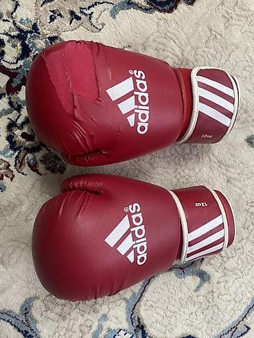 Перчатки: Боксерские перчатки — два комплекта 1) Adidas, красные, 12 oz - — 1