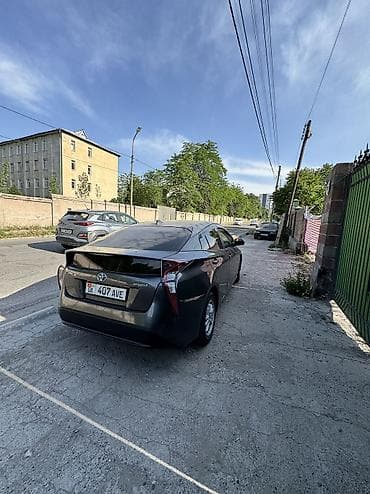 тайота приум: Toyota Prius: 2018 г., 1.8 л, Вариатор, Гибрид, Лифтбек — 1