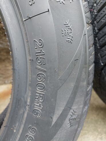 зимные шины 15: Состояние отличное 215/60R16-4шт — 2