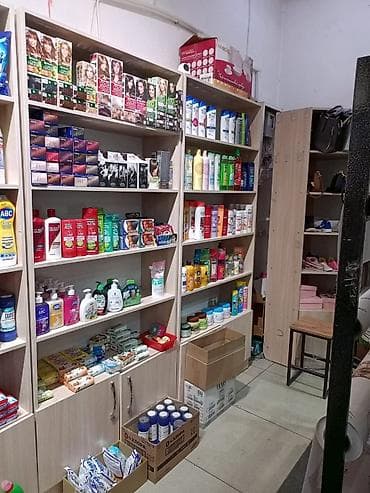 ижарага магазин: Сдаю место (отдел)в магазине под мыломойку. Место находится в магазине — 3