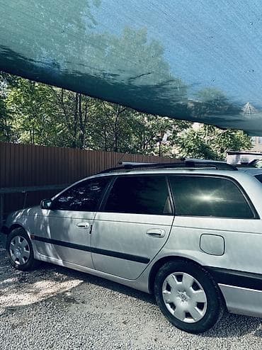 trunk q: Toyota Avensis: 2001 г., 1.8 л, Механика, Бензин, Универсал — 8