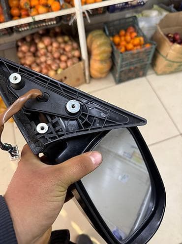 накладка одиссей: Боковое правое Зеркало Subaru Б/у, Оригинал — 1