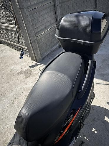 Скутеры: Тип скутера 150 куб. см, Бензин — 7