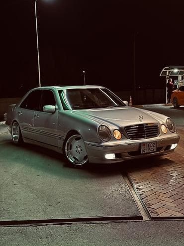 Унаа сатуу: Mercedes-Benz E-Class: 2000 г., 4.3 л, Автомат, Бензин, Седан — 1