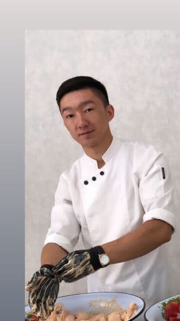 Гардеробщики: Повар Горячий цех. С опытом — 2