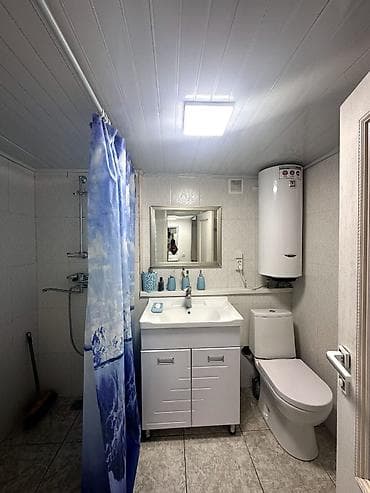 продаю дом аламедин рынок муса жалил: Продаётся просторный 2-уровневый дом 200 кв метров с мансардой и — 3