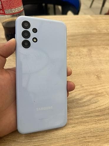 Samsung Galaxy A13, Б/у, 128 ГБ, цвет - Голубой — 3