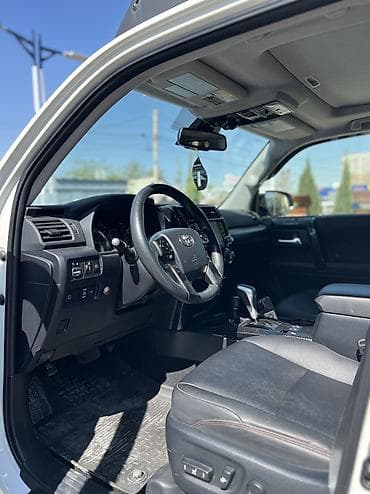 toyota 4ranner: Toyota 4Runner: 2023 г., 4 л, Автомат, Бензин, Внедорожник — 8