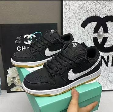 Мужские кроссовки, 41, Nike, Новый, цвет - Черный