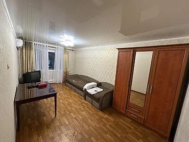 77 серия планировка: 2 комнаты, 43 м², 104 серия, 3 этаж, Старый ремонт — 1