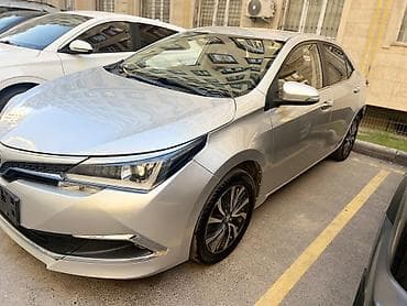 toyota corolla продажа: Toyota Corolla: 2019 г., 1.8 л, Вариатор, Гибрид, Седан — 2