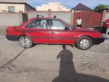 626: Mazda 626: 1988 г., 2.6 л, Механика, Бензин, Седан — 4