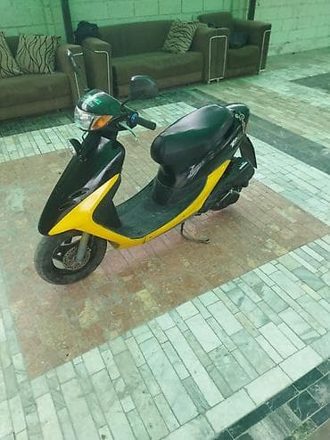 скутеры хонда: Тип скутера Honda, 50 куб. см, Бензин, Б/у — 2