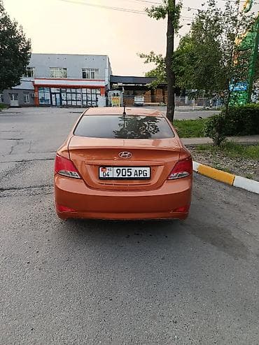 Hyundai Solaris: 2015 г., 1.6 л, Автомат, Газ, Седан — 9