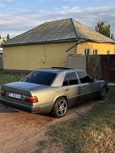Mercedes-Benz W124: 1990 г., 2.3 л, Кол менен иштөөчү, Бензин, Седан — 5