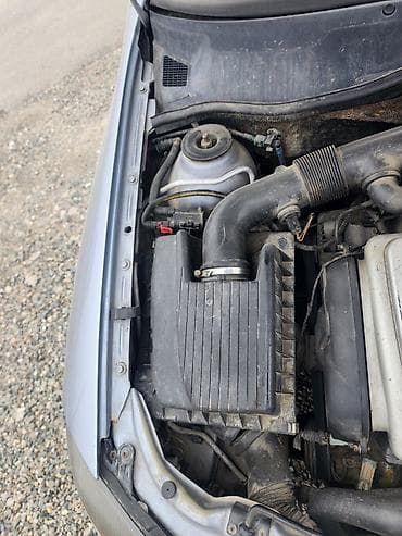 toyota echo: Opel Astra: 2004 г., Седан — 10