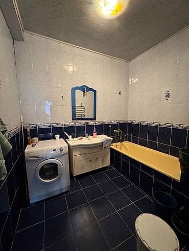 81: 4 комнаты, 81 м², Сталинка, Старый ремонт — 5