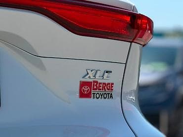 byd e9 2021: Toyota Venza: 2023 г., 2.5 л, Автомат, Гибрид, Кроссовер — 5