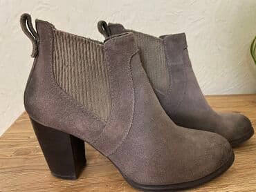 Ботинки и ботильоны: Ботинки, 37, UGG, Б/у, цвет - Серый, Самовывоз, Платная доставка — 1