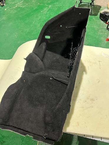 audi 200000: Обшивка багажника Mercedes-Benz 2008 г., Оригинал — 1