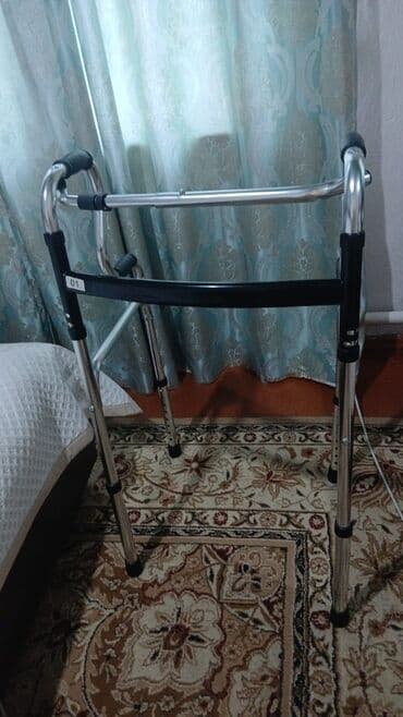 Тонометры: Ходунки для реабилитации и поддержки при ходьбе. - Материал: легкий — 2