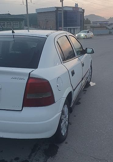 aol kg: Opel Astra: 2002 г., 1.6 л, Механика, Бензин, Седан — 4