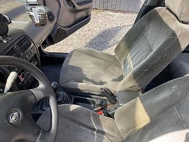 devo tiko: Nissan Primera: 1992 г., 1.6 л, Механика, Бензин, Седан — 7