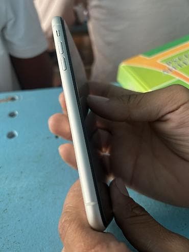 видео дрон: IPhone 11, 128 ГБ, Белый — 4