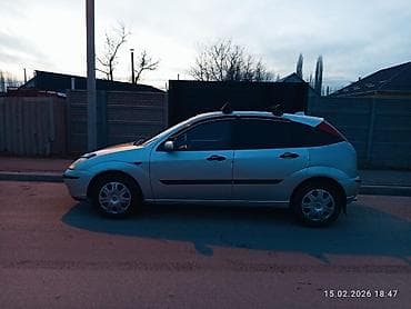 lada vesta: Ford Focus: 2002 г., 1.6 л, Механика, Бензин, Хэтчбэк — 5