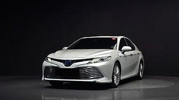 byd leopard: Toyota Camry: 2018 г., 2.5 л, Вариатор, Гибрид, Седан — 3