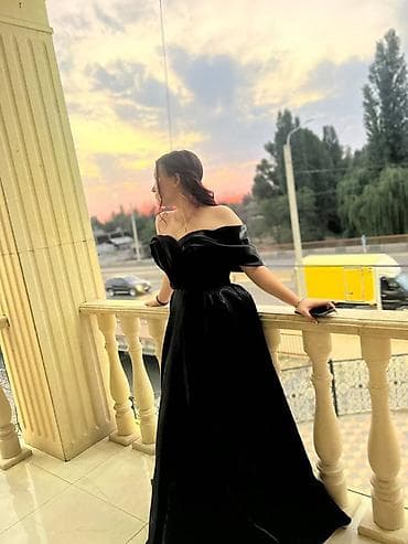 Вечернее платье, А-силуэт, Длинная модель, Атлас, Без рукавов, Корсет, Открытая спина, S, M, L at lalafo.kg Вечернее платье, А-силуэт, Длинная модель, Атлас, Без рукавов, Корсет, Открытая спина, S, M, L