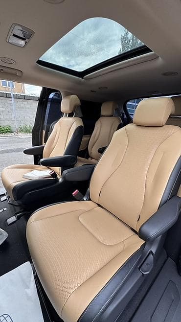 мото для путешествий: Kia Carnival: 2021 г., 2.2 л, Автомат, Бензин, Минивэн — 8