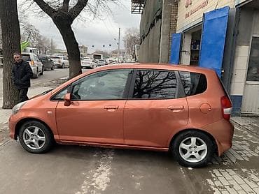 аренда авто с последующим выкупом в бишкеке: Honda Jazz: 2008 г., 1.4 л, Механика, Бензин, Хэтчбэк — 5