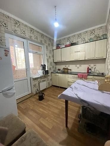 6 мкр: 2 комнаты, 52 м², 106 серия, 1 этаж, Косметический ремонт — 3