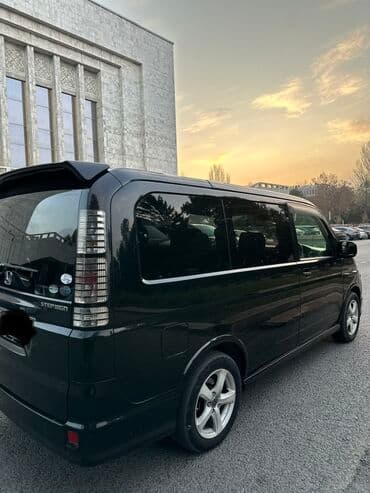 продаю или меняю на дом: Honda Stepwgn: 2005 г., Автомат, Бензиновая, Минивэн — 3