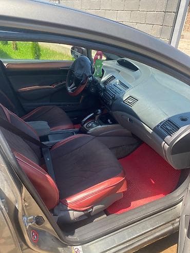 Honda Civic: 2007 г., 1.8 л, Автомат, Бензин, Седан — 7