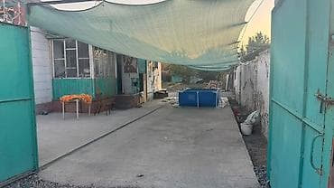 дома в военно антоновке: 80 м², 5 комнат, Утепленный, Парковка, Подвал, погреб — 1