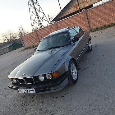 сапог коротыш: BMW 7 series: 1990 г., Ручные, Седан — 9