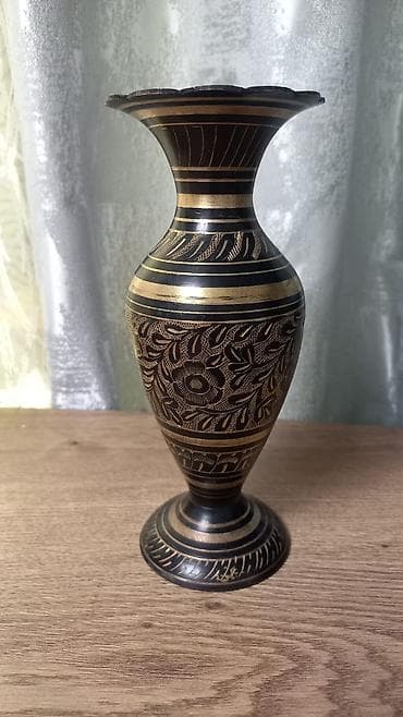 Үй сааты: Ваза бронза с чернением винтажная в отличном состоянии — 4