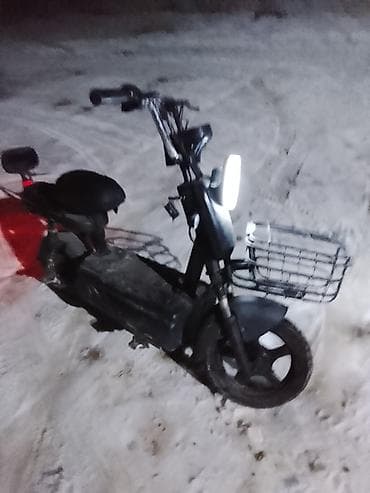 Электроскутер городского типа - Компактная рама с низкой посадкой