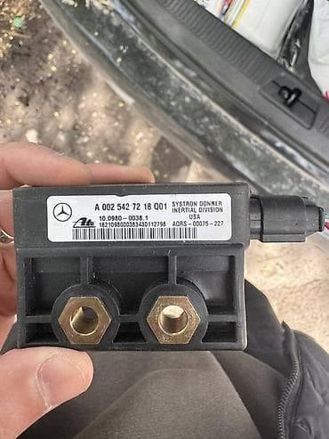 датчик положения кузова: Mercedes-Benz Оригинал, США — 2