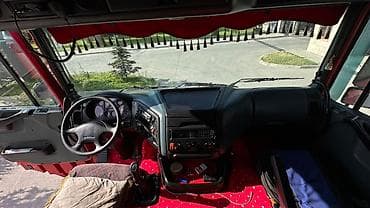 Автозапчасти: Продаётся кабина и интерьер тягача DAF (серия XF/95 — классическая — 1