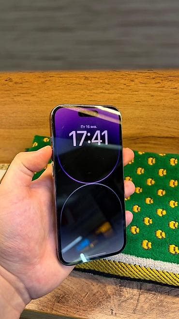 IPhone 14 Pro, Deep Purple, 83 %