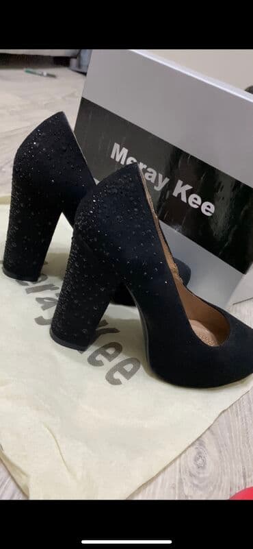 Шкафы для трансформатора: Продаю очень красивые туфли 34 размера. Отдам за 500 — 2