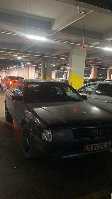 Audi 100: 1990 г., 2 л, Механика, Бензин, Седан — 7