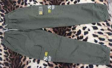 Джинсы: Продаю джинсы на мальчика, б/у, в отличном состоянии, качество — 5