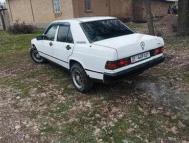 Mercedes-Benz 190: 1987 г., 2 л, Механика, Бензин, Седан