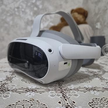 Pico 4 Ultra — автономный шлем виртуальной реальности Комплектация: - — 1