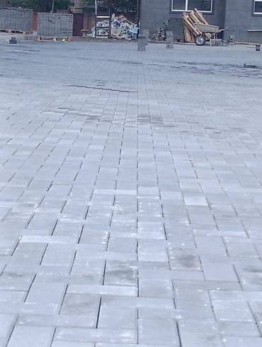 белые камни для сада: Тротуарная плитка и брусчатка (вибропресс/вибролитьё) серо-белой — 10